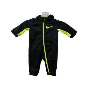 NWT Nike Dry Fit Onesie Size 6 Months